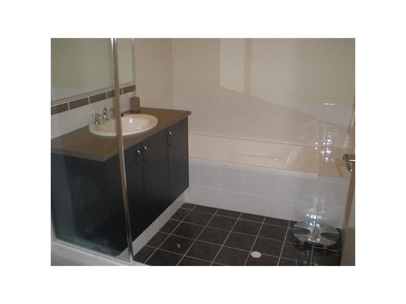 11 Pymore Crescent, Butler WA 6036