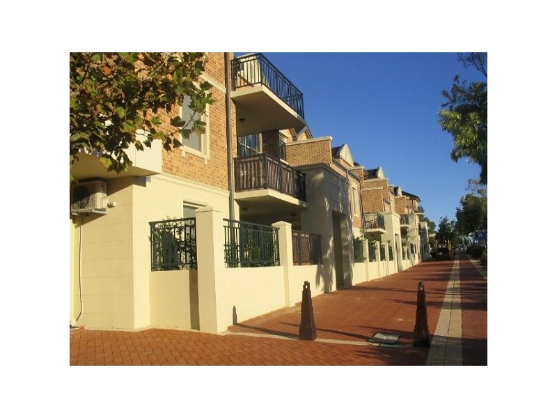 9/101 Grand Boulevard, Joondalup WA 6027