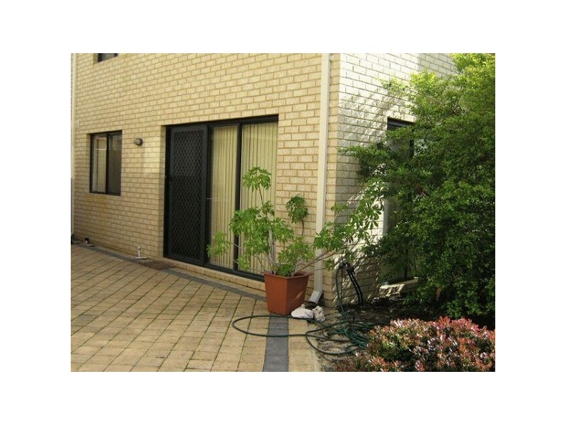 16 The Embankment, Joondalup WA 6027