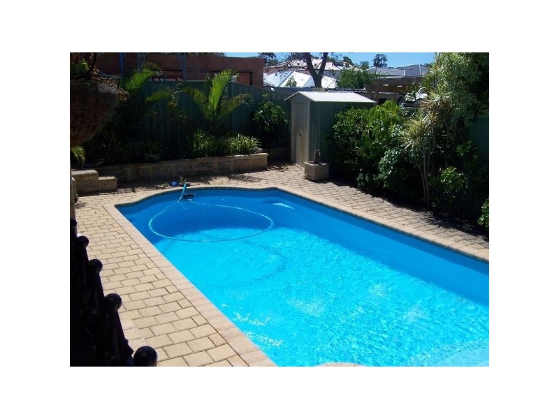 54 Brown Way, Karrinyup WA 6018