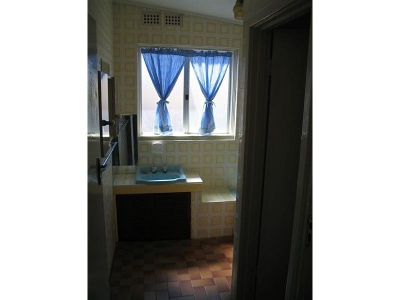 39 Pearl Road, Cloverdale WA 6105