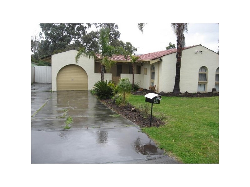 89 Spring Rd, Thornlie WA 6108