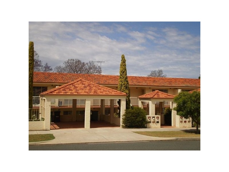 9/222 Labouchere Rd, Como WA 6152