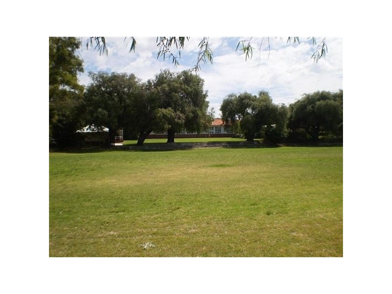 9/222 Labouchere Rd, Como WA 6152