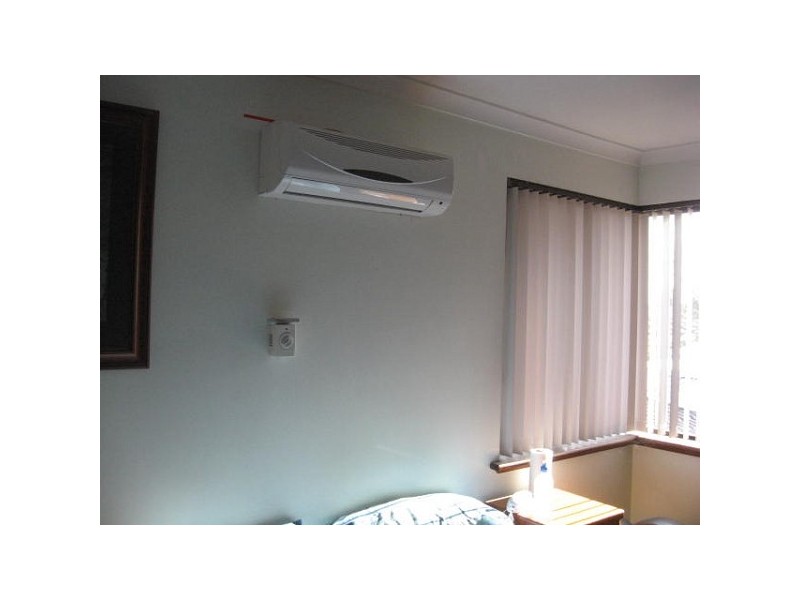 17 Crusader Drive, Thornlie WA 6108