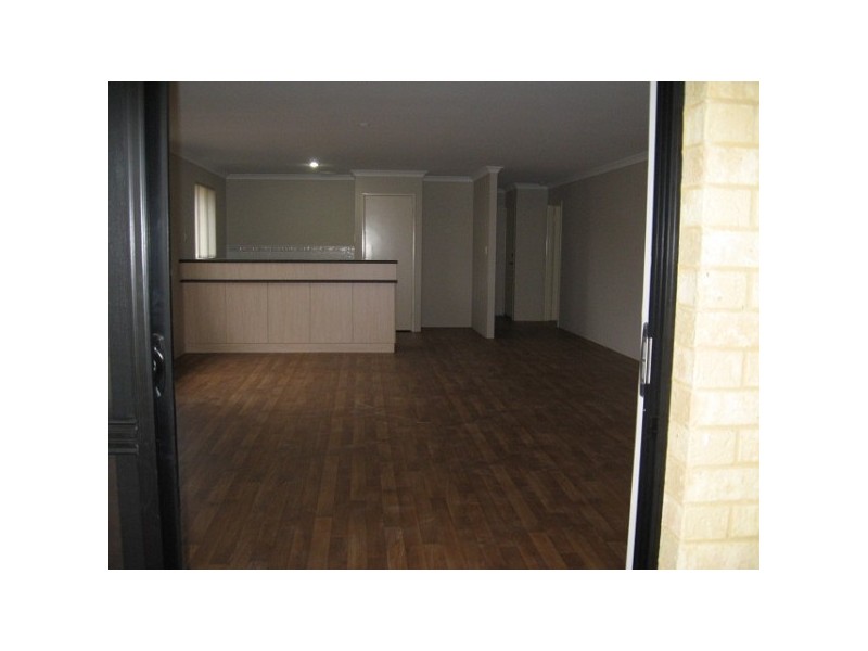 6 Wonich Fairway, Greenfields WA 6210