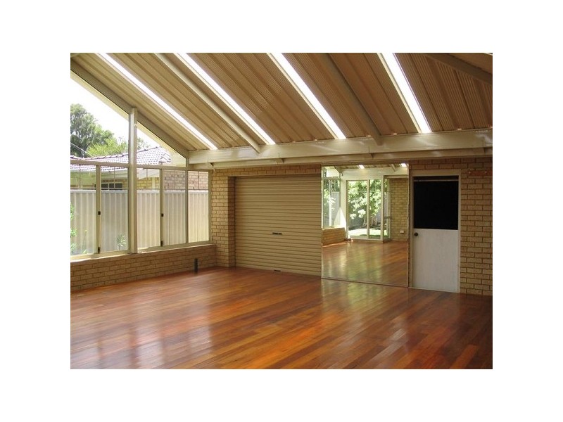 4 Village Walk, Ocean Reef WA 6027