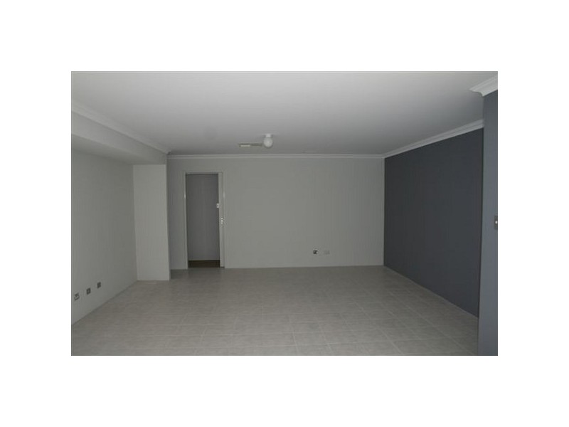 21 Arrowwood Loop, Secret Harbour WA 6173