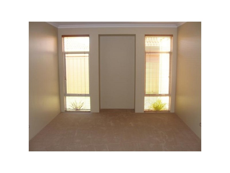 1/22 Bickley Rd, Cannington WA 6107