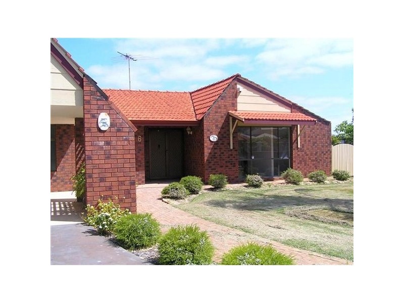 6 Dowse Court, Coogee WA 6166