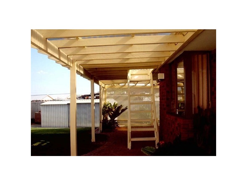 6 Dowse Court, Coogee WA 6166