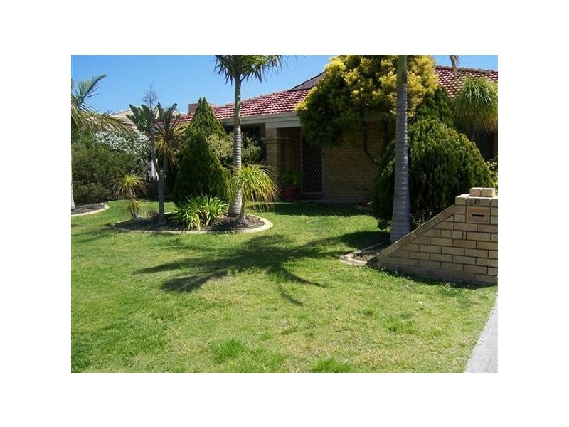 11 Dryandra Way, Thornlie WA 6108