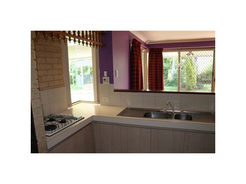 71 Leeuwin Parade, Rockingham WA 6168