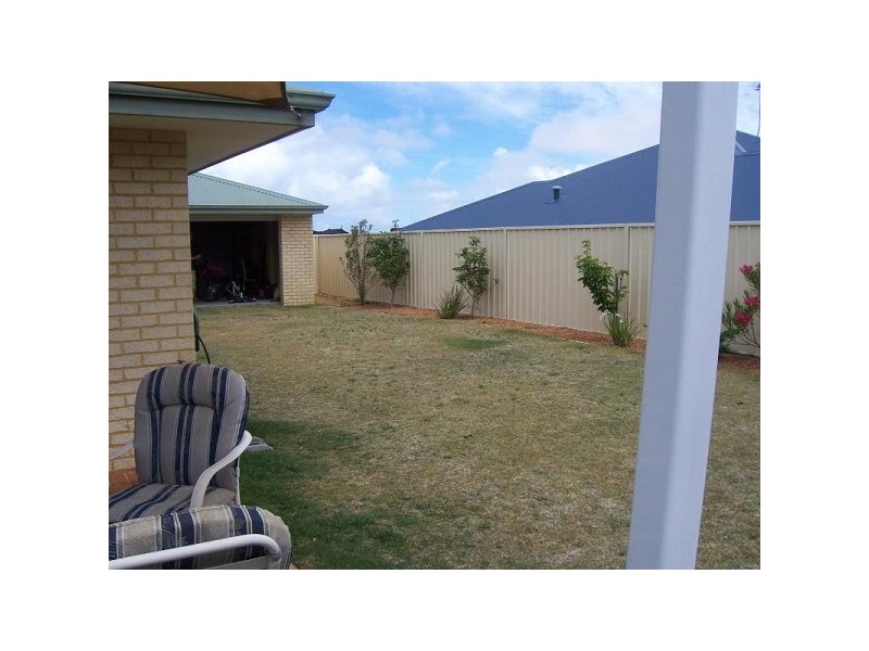 93 Clydebank Crescent, Kinross WA 6028