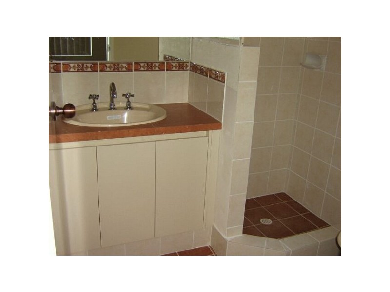 6 Charles Street, Midland WA 6056