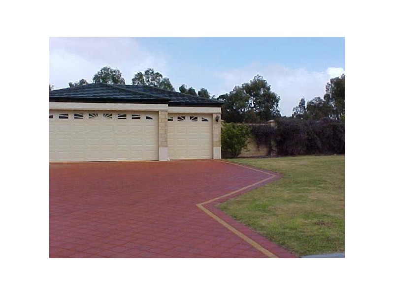 131 Southacre Drive, Canning Vale WA 6155