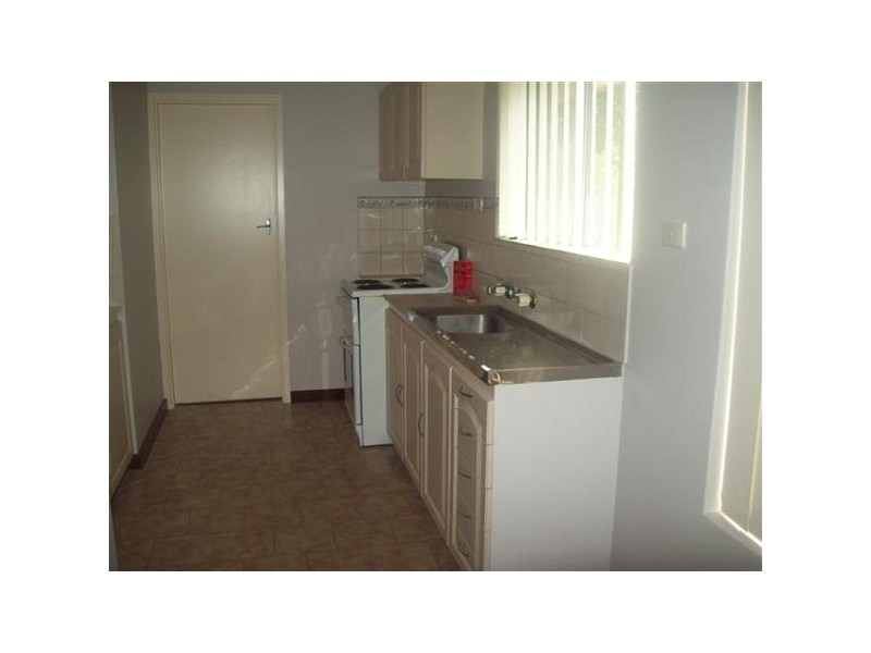 15B Rex Street, Gosnells WA 6110