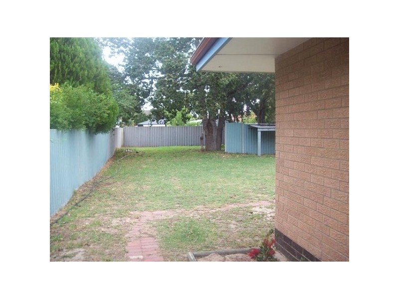 15B Rex Street, Gosnells WA 6110