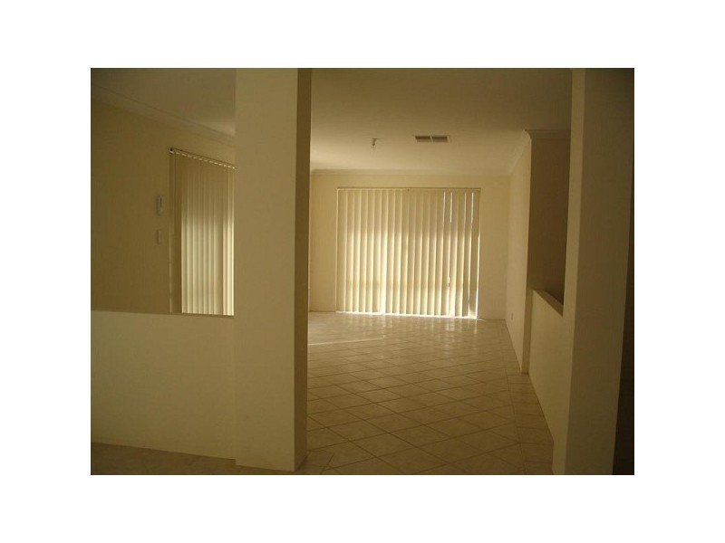 72 Dumbarton Road, Canning Vale WA 6155