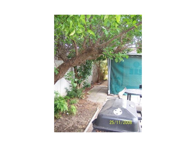 37 Tullamore Avenue, Thornlie WA 6108