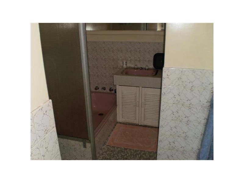 37 Tullamore Avenue, Thornlie WA 6108