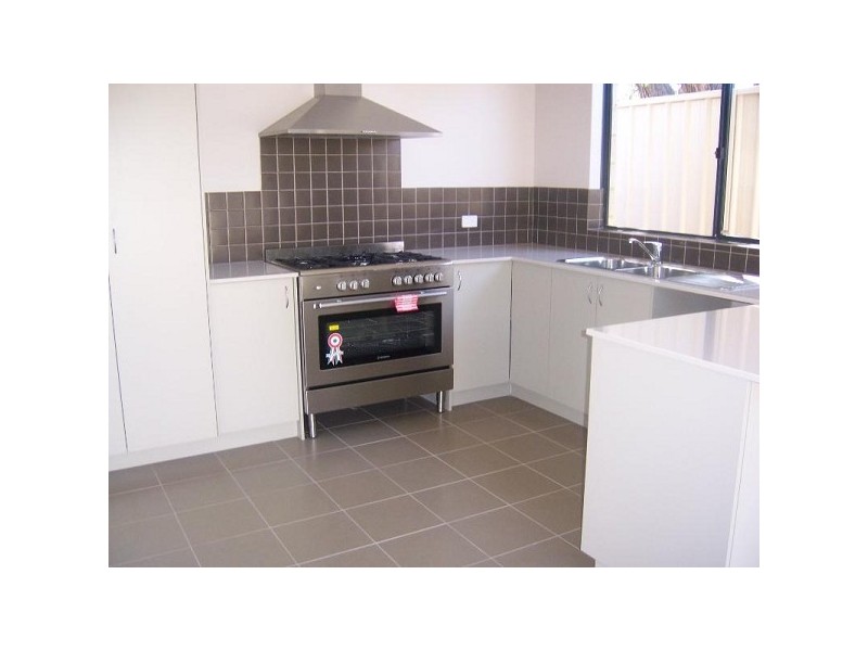 4/84 Cohn Street, Kewdale WA 6105