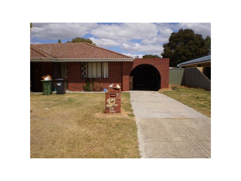 12 Galaxy Street, Beckenham WA 6107