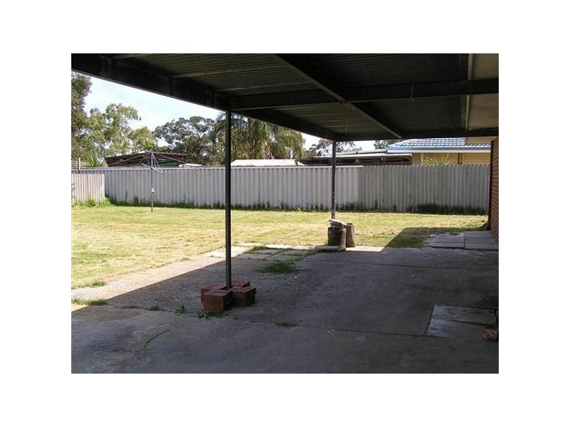 12 Galaxy Street, Beckenham WA 6107