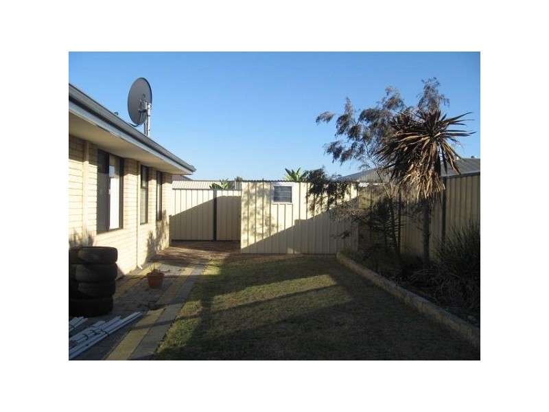 8 Centennial Avenue, Bertram WA 6167