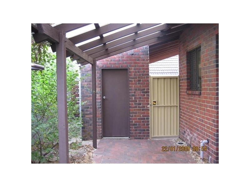 2/64 Robert Street, Como WA 6152
