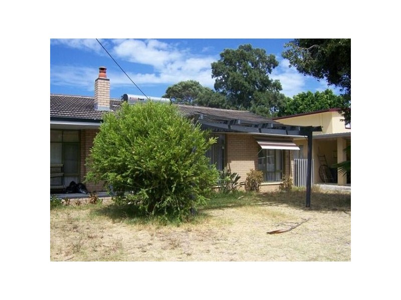 65 Crandon Street, Gosnells WA 6110