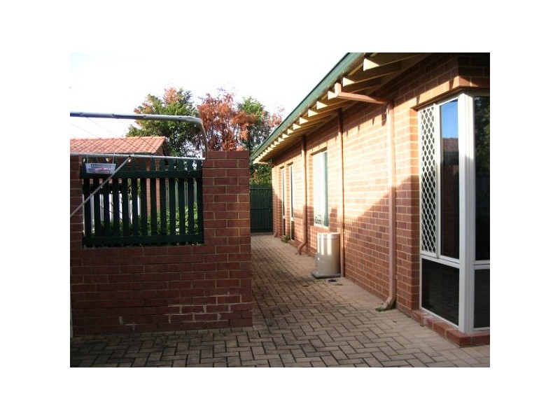 1/10 Elizabeth Street, Maylands WA 6051