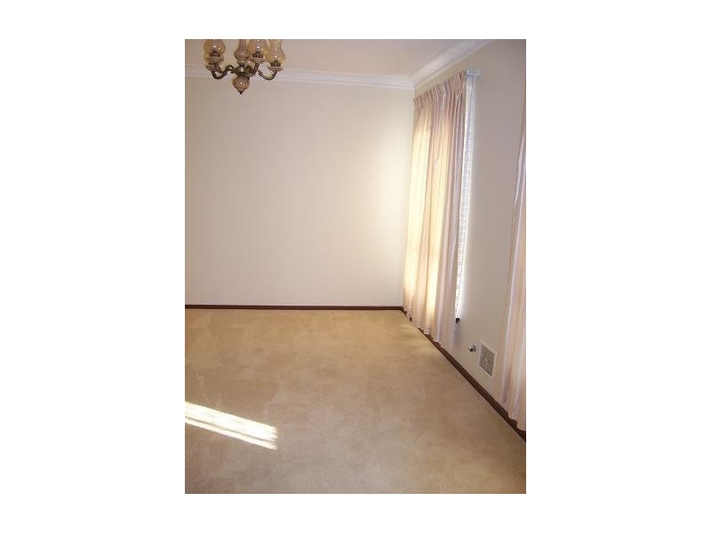 32 Ionesco Street, Spearwood WA 6163