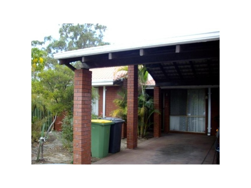 1/3-5 Menzies Place, Thornlie WA 6108