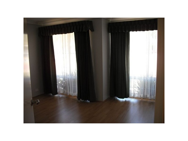 28 Hoosan Way, Wilson WA 6107