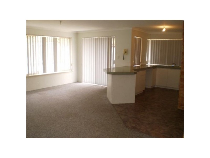 74 Pelican Parade, Ballajura WA 6066