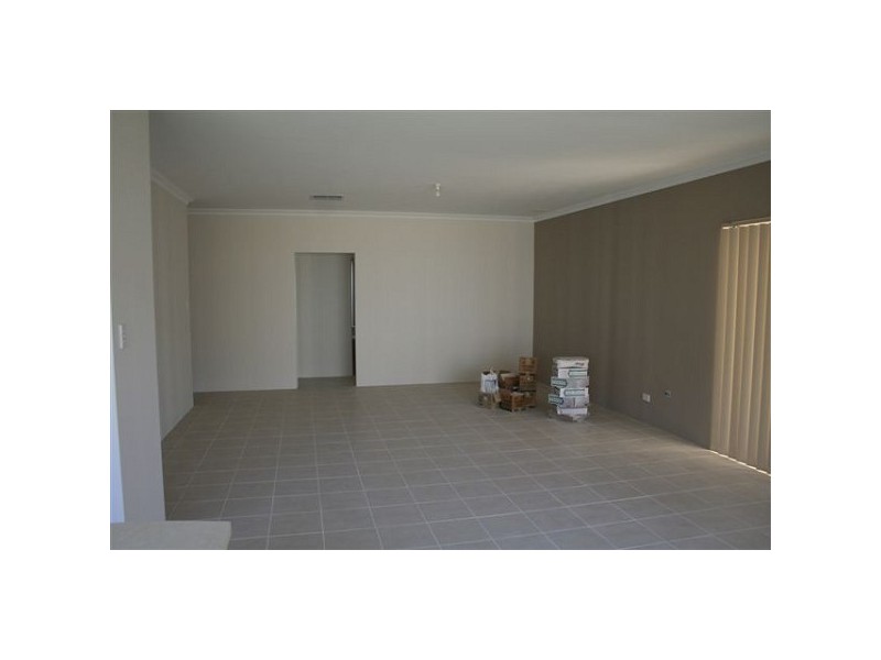 7 Skerries Way, Ridgewood WA 6030