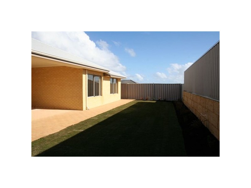 7 Skerries Way, Ridgewood WA 6030