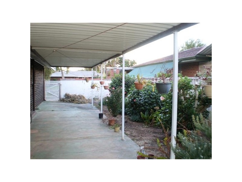 10 Spelhurst Terrace, Thornlie WA 6108