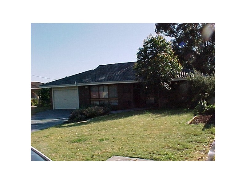 5 Ravensden Street, Thornlie WA 6108