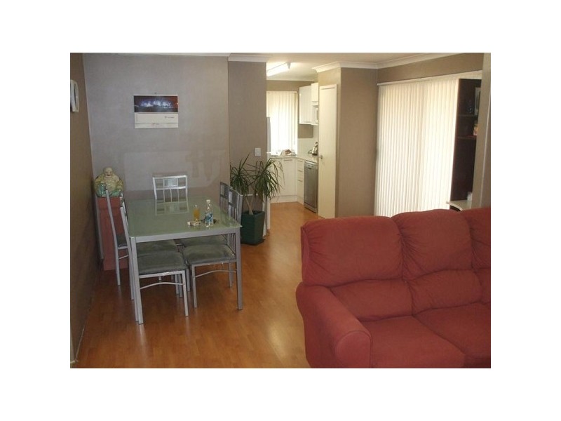 4/97 Stafford Rd, Kenwick WA 6107