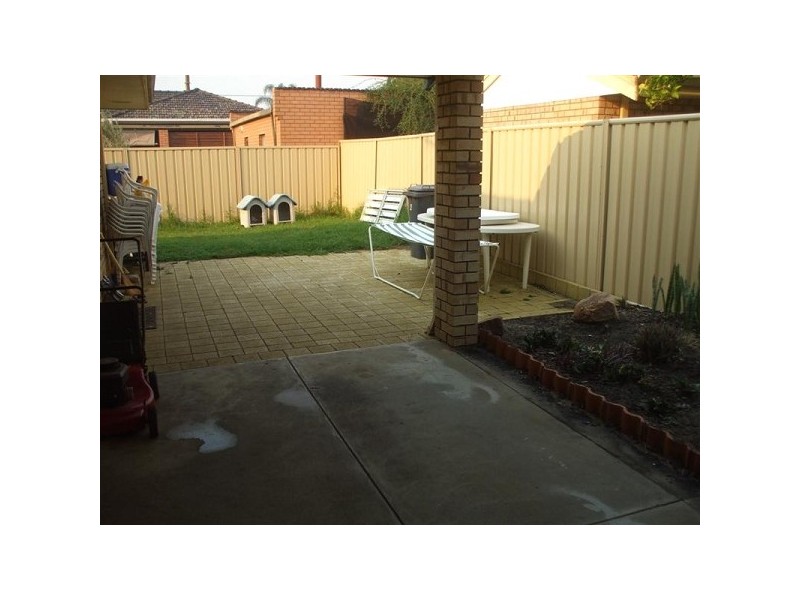 4/97 Stafford Rd, Kenwick WA 6107