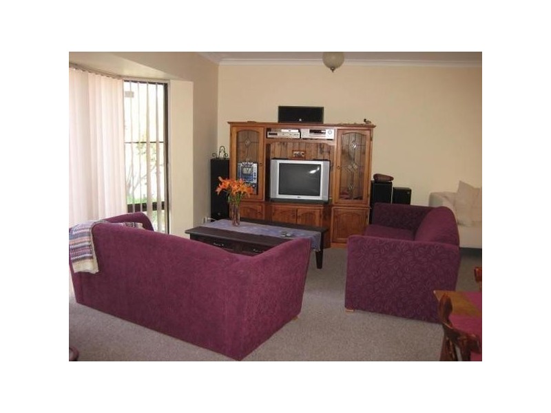 1 Flint Court, Leeming WA 6149