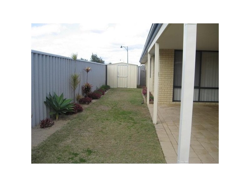 16 Amity Circuit, Shoalwater WA 6169