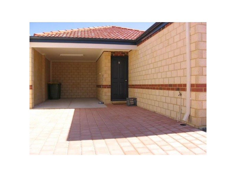 8/1 Clara Street, Gosnells WA 6110