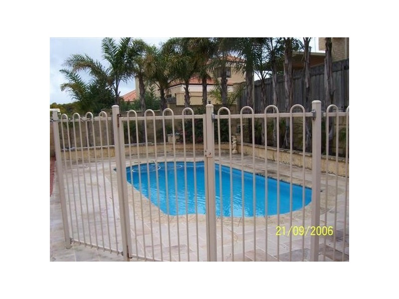 148 Broadbeach Blvd, Hillarys WA 6025