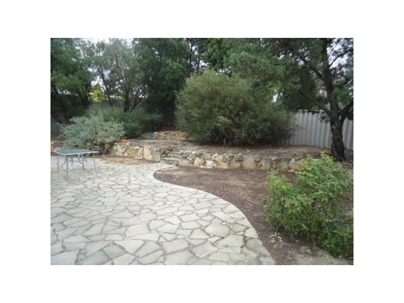 18 Dolphin Way, Beldon WA 6027