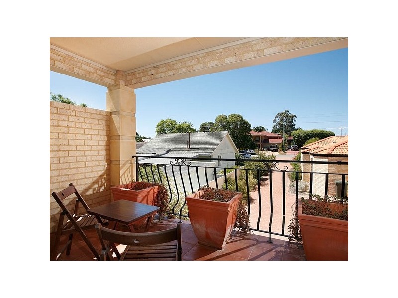 25B Bourke St, Yokine WA 6060