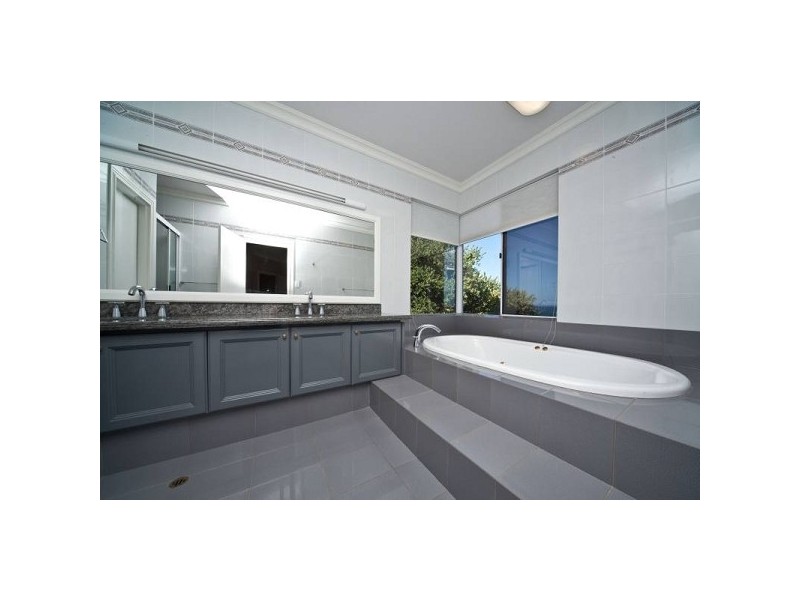 3 Stay Court, Ocean Reef WA 6027