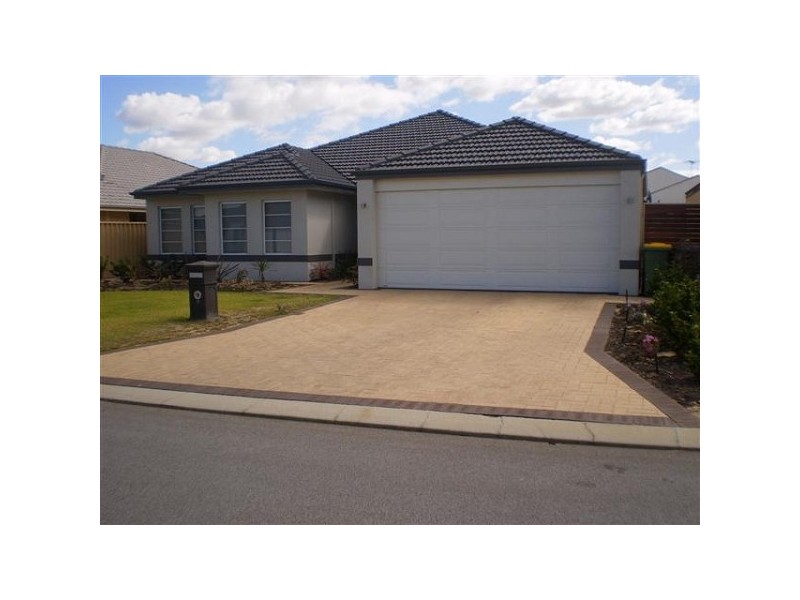 9 Lowerhall Gardens, Southern River WA 6110